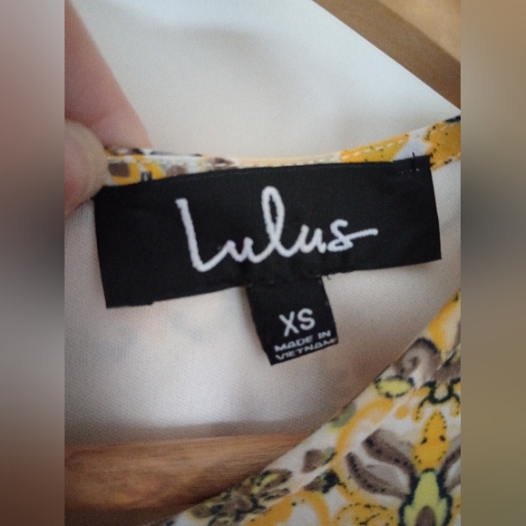 Lulus Floral Yellow & White Mini Dress Size XS - Picture 12 of 13